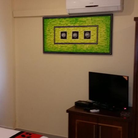 Grand 7 Hotel Thalawathugoda Talawatugoda Room photo