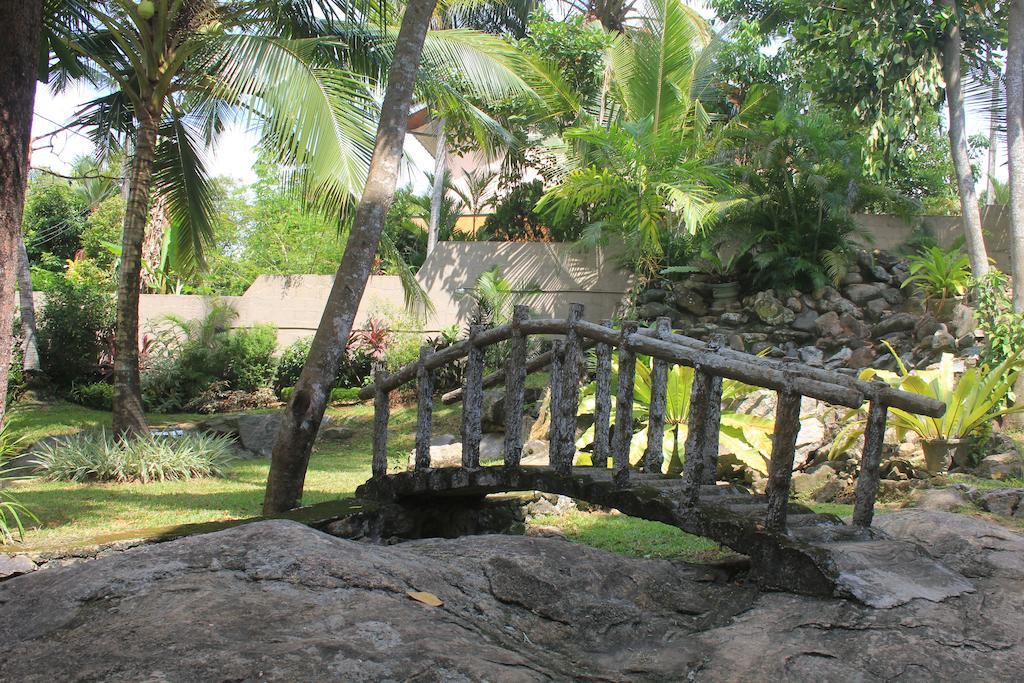 Grand 7 Hotel Thalawathugoda Talawatugoda Exterior photo