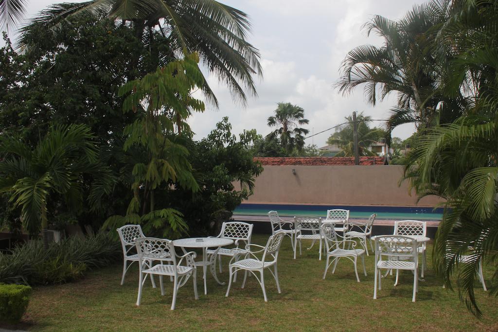 Grand 7 Hotel Thalawathugoda Talawatugoda Exterior photo